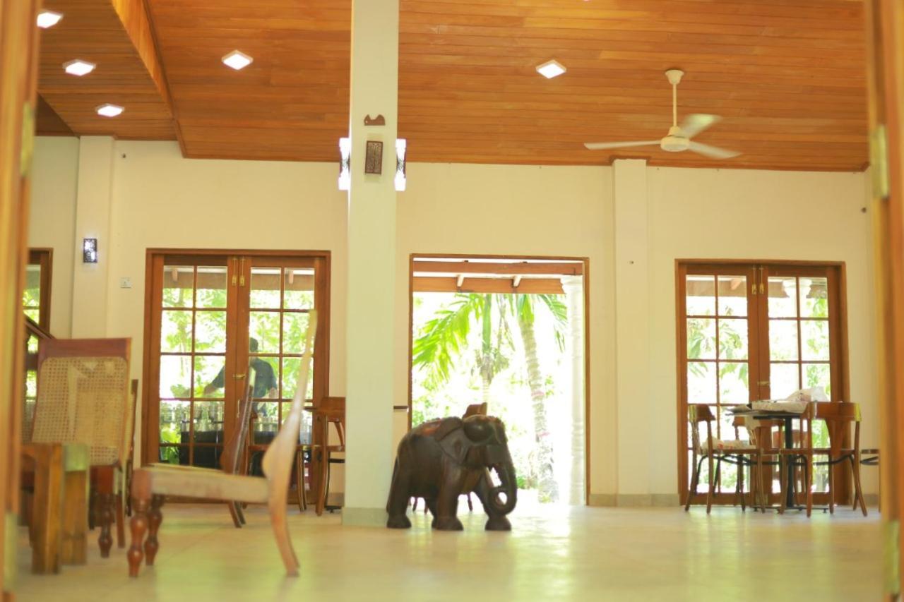 Yoho Milkyway Holiday Resort Unawatuna Exteriér fotografie
